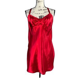 Victoria’s Secret Angels red silky night gown large